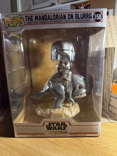 Funko Pop! Deluxe: Star Wars - The Mandalorian on Blurrg #358