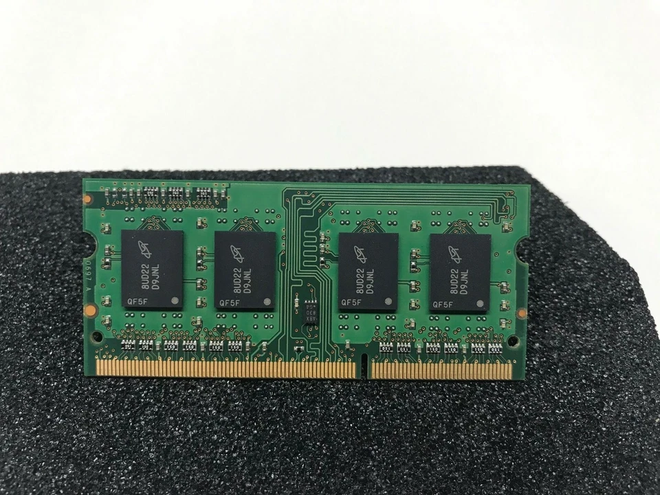 Micron 1GB 1Rx8 PC3-8T00S-7-00-B1 MT8JSF12864HZ-1G1D1 - Image 2 of 2