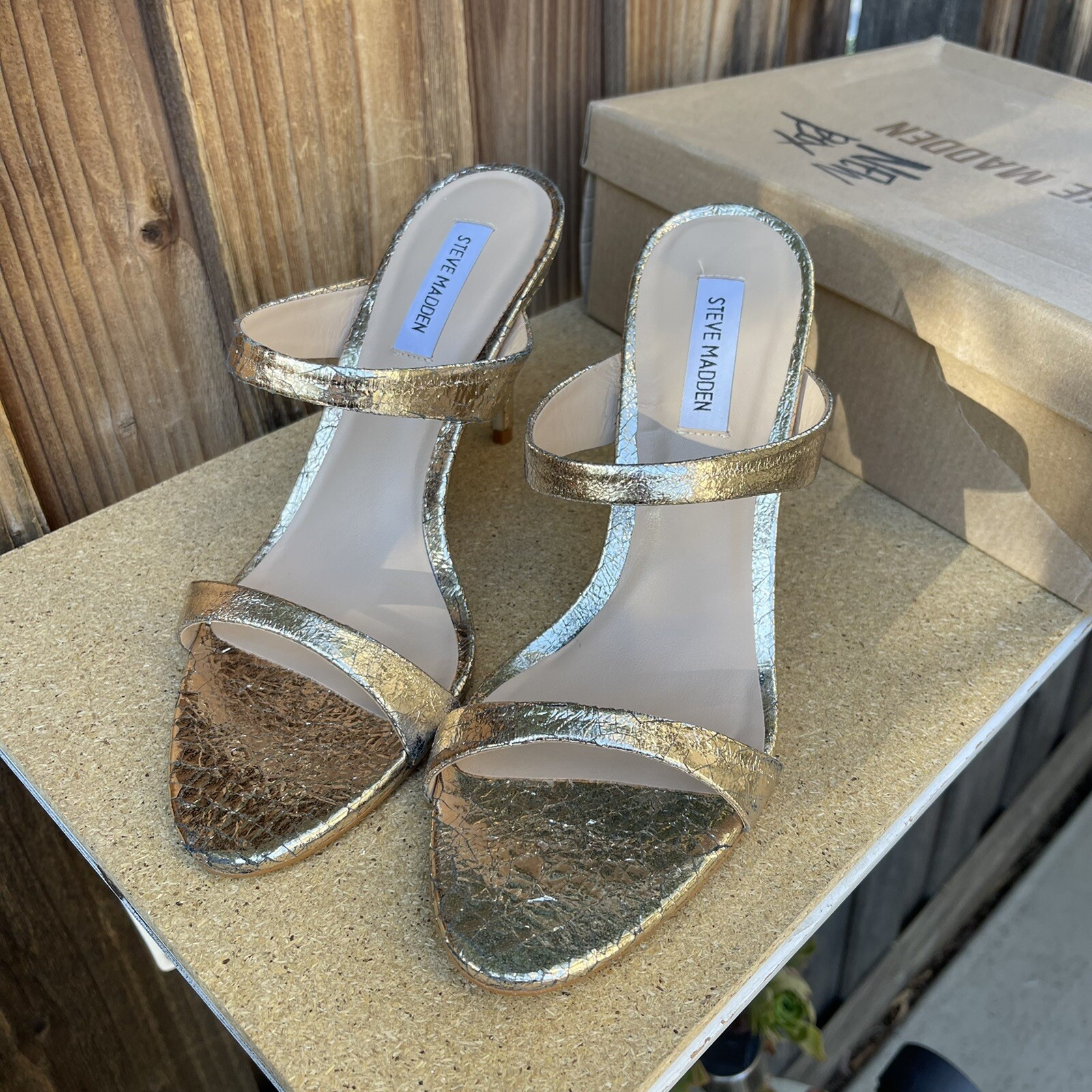 Steve Madden Rosalina Sandal in Gold Woman's Size 10 Mule Crackled Metallic  Faux 824095645263 | eBay