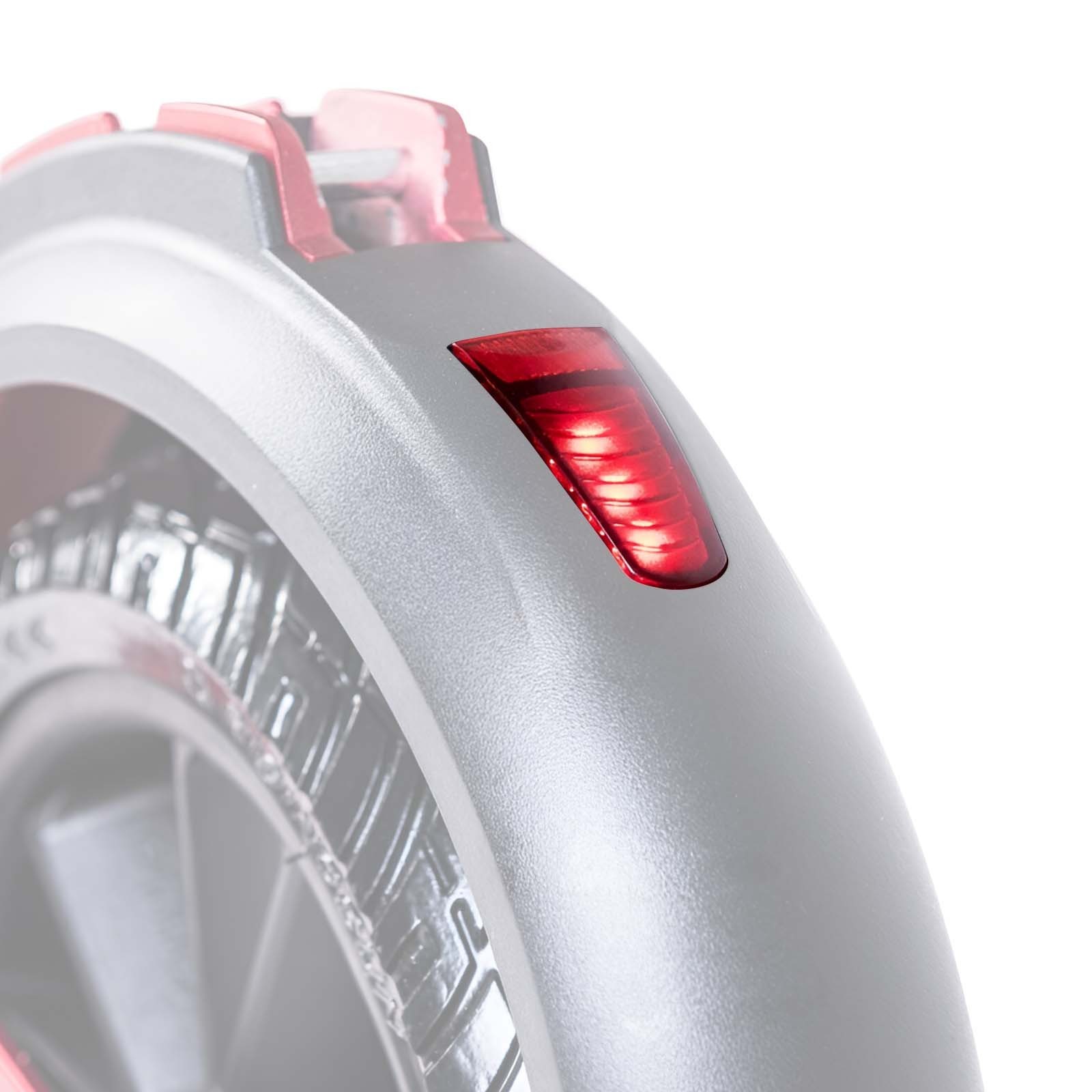 Feu arrière E-Twow Booster SE pour remplacer un phare cassé - 4