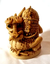 Harmony Kingdom: Georgie The Dragon 2000 Trinket Box w SKELETON inside