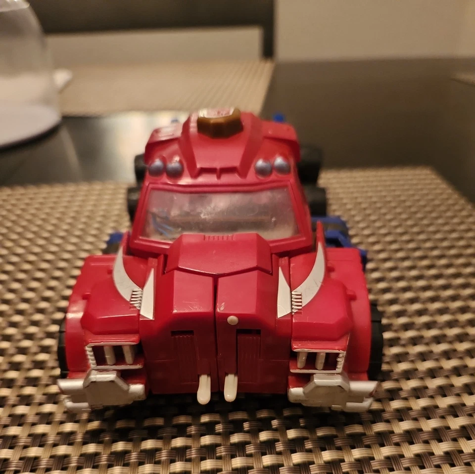 2002 Transformers Armada Super Class Optimus Prime Incomplete  - Image 2 of 4