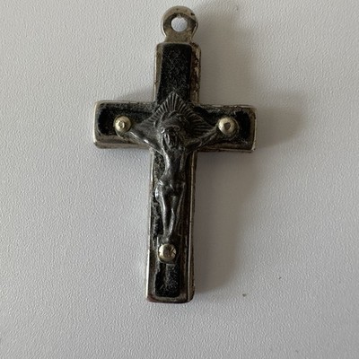 Silberfarbener Anhänger Kruzifix Vintage