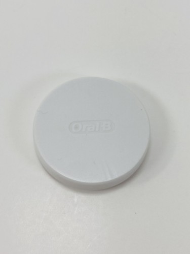 Oral-B Clic Manual Toothbrush, Chrome White, with 1 Bonus Replacement Brush Head - Picture 7 of 10