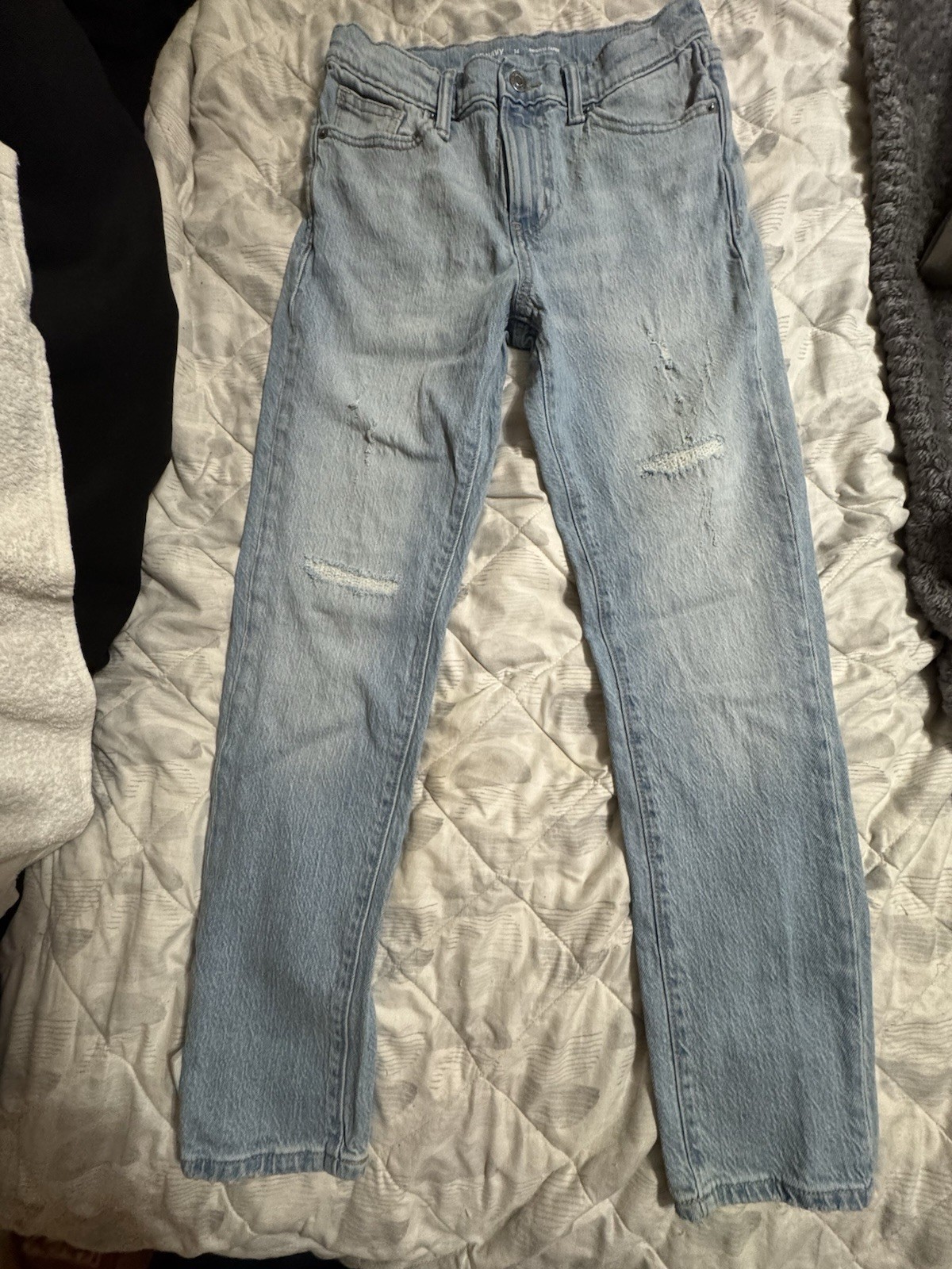 Picture 10 of 24