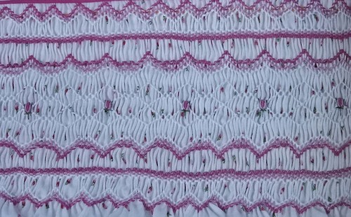 Clown Picture Rosettes Sundress Bridesmaid Dress Smocking Pattern Magazine 57 - Picture 8 of 14