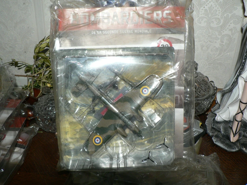 lot de12 bombardiers WWII ALTAYA,1/100. - Photo 4/4