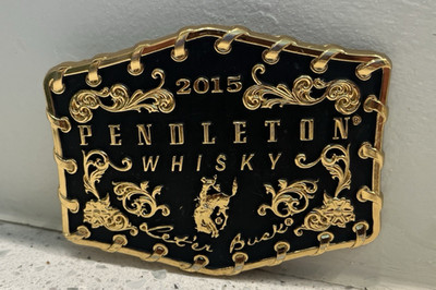 2015 Pendleton Whisky Let'er Buck Promo Belt Buckle Montana Silversmiths Whiskey