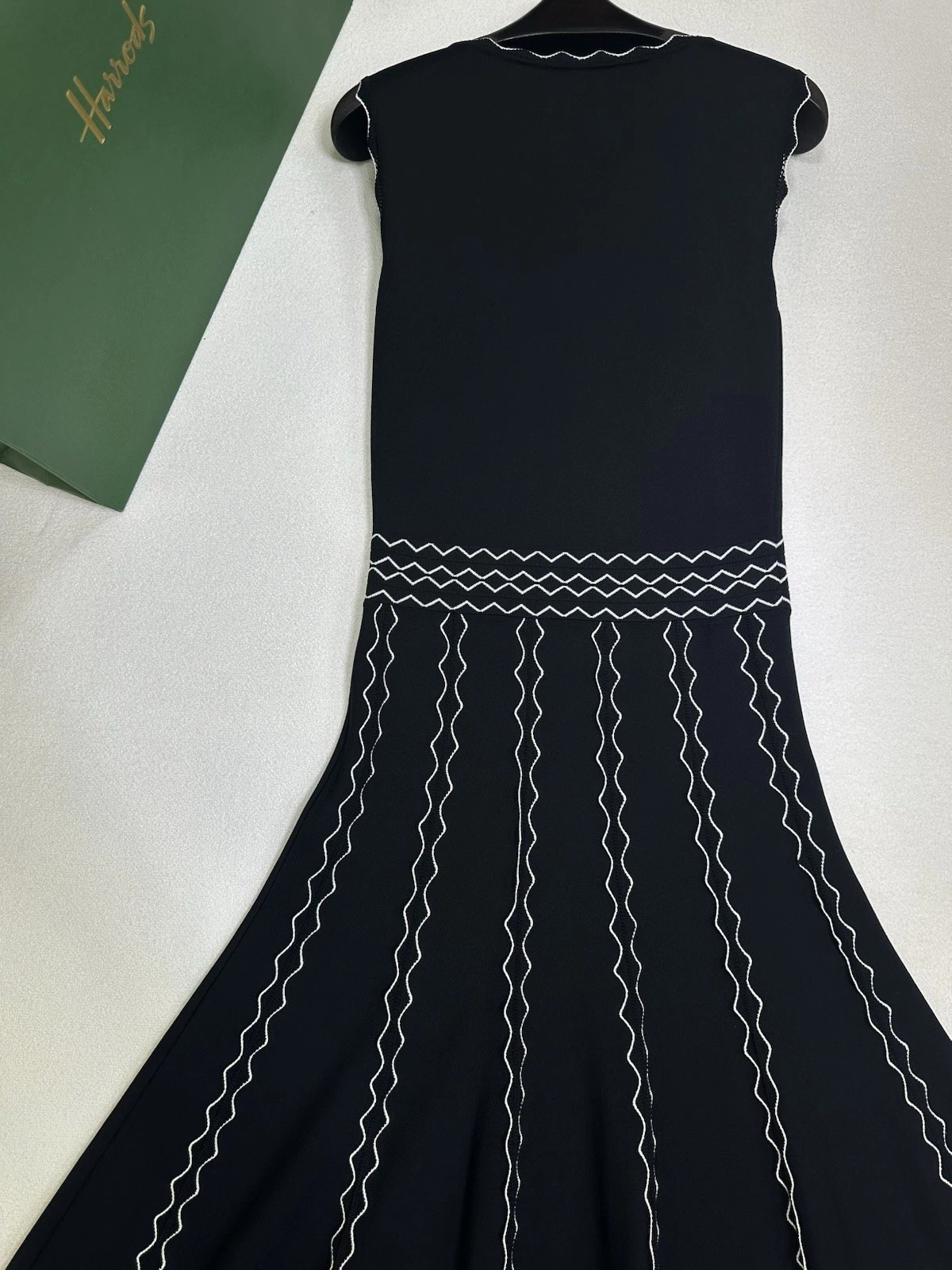 Abito ALEXANDER MCQUEEN valore £ 2400 IT taglia 42 INT M UK 10 US 6 immacolato