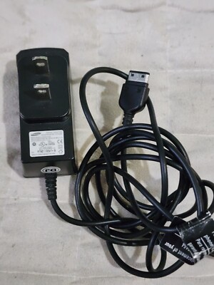 Samsung Travel Adapter Model ATADS10JBE Output 5V 0.7A 