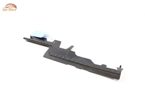 2017 - 2020 FORD FUSION RADIATOR CORE RIGHT SIDE AIR DEFLECTOR OEM - Picture 1 of 6