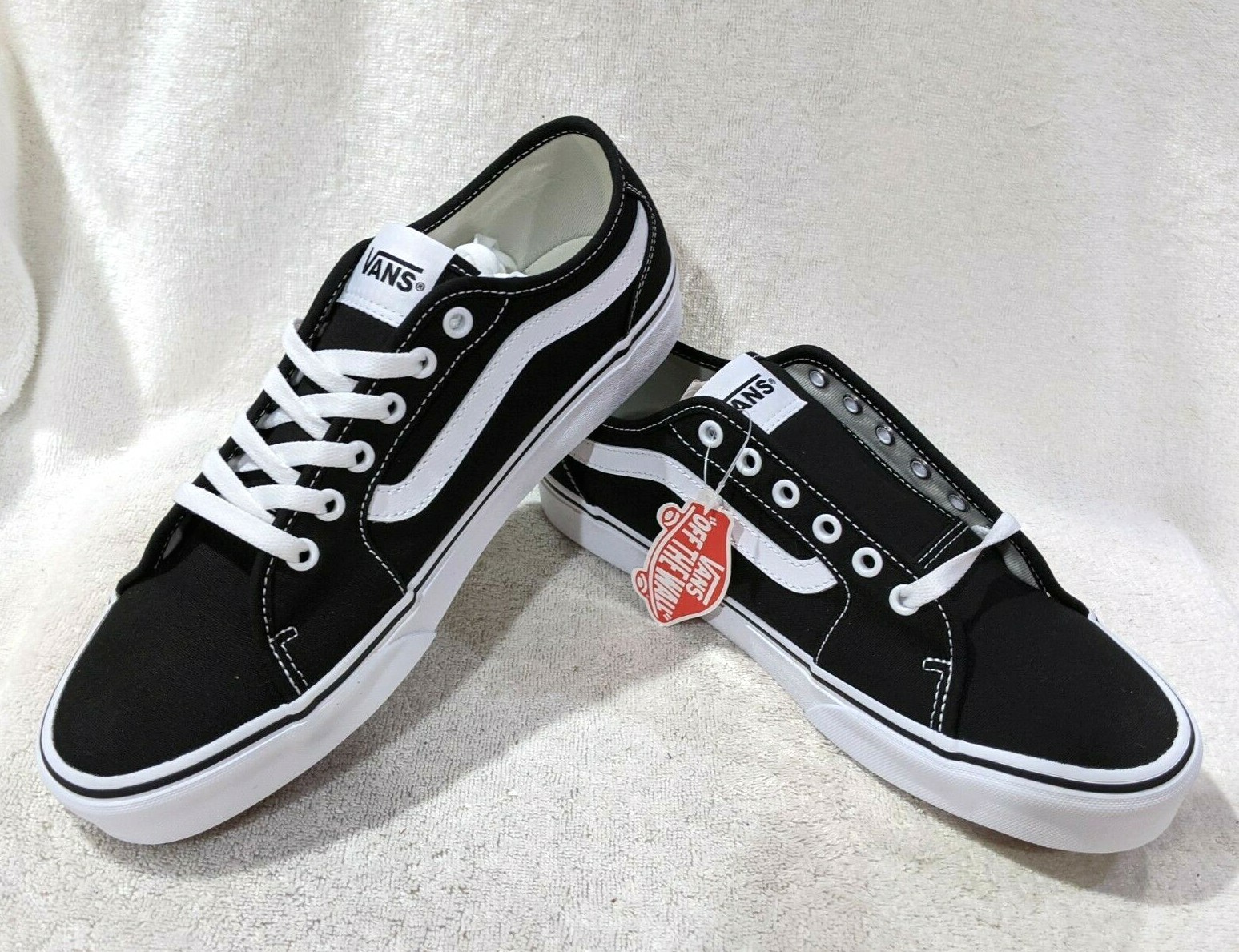 vans authentic decon black