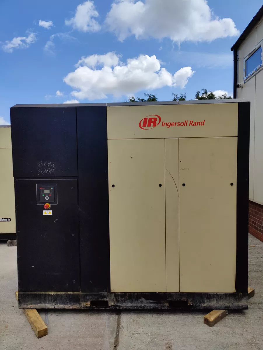 INGERSOLL RAND R160IU ROTARY SCREW AIR COMPRESSOR 160KW 1006CFM FOR HIRE SALE