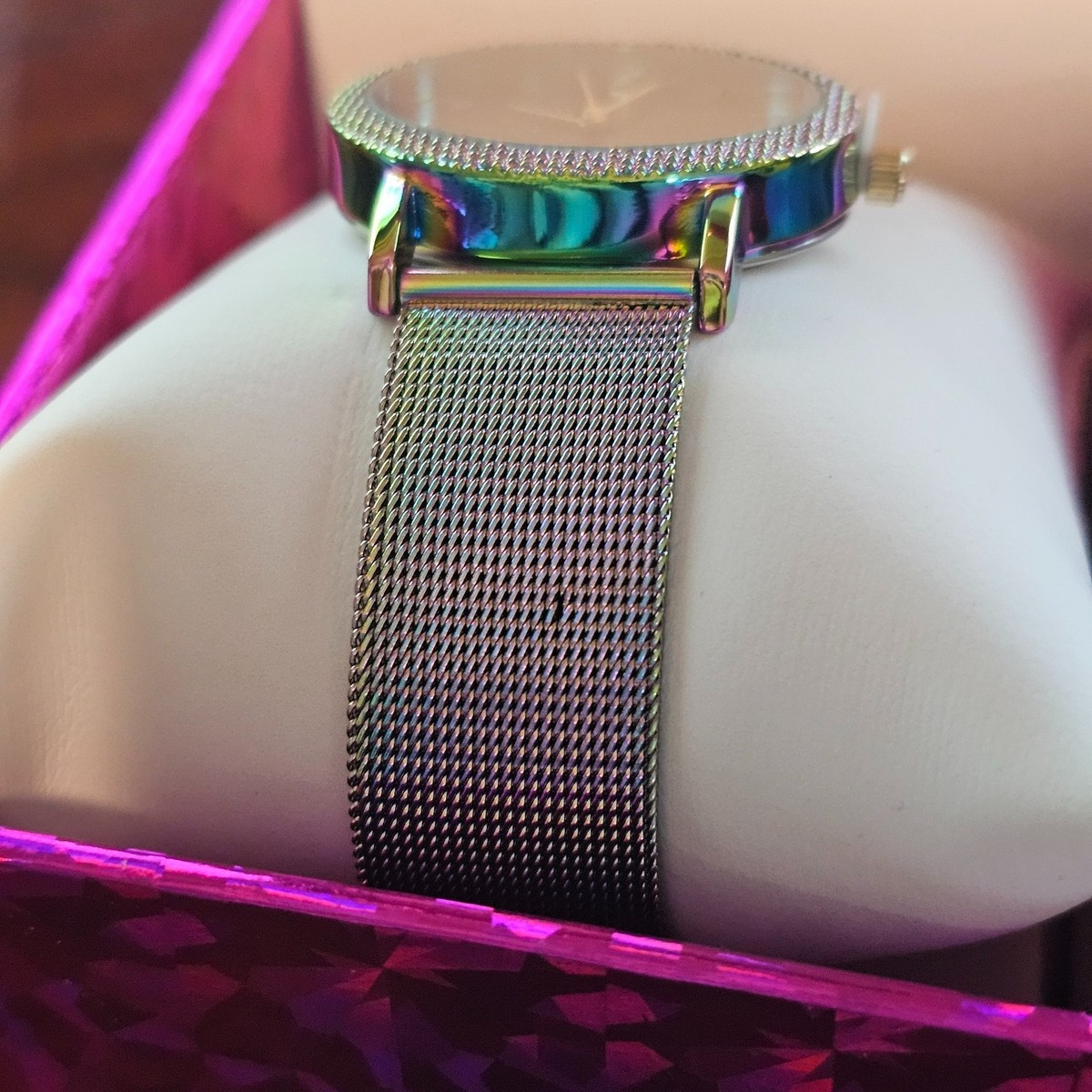 Steve Madden Women Iridescent Holographic Rainbow Metallic  display picture 1