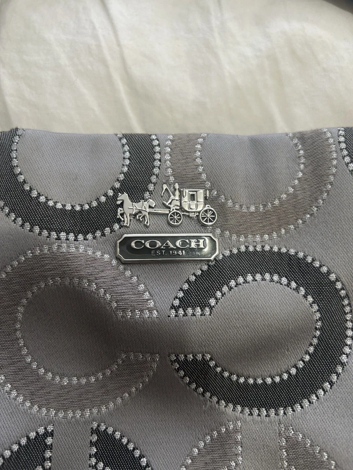 COACH Madison Dotted Op Art Outline Isabelle 21213 Gray Large Crossbody Purse - Image 2 of 4