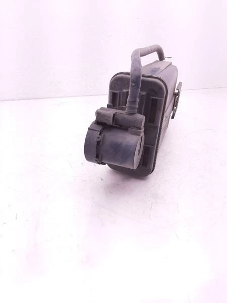 Bote de vapor de combustible GMC Canyon 2004 3,5 L 61197SG Foto 3 de 4