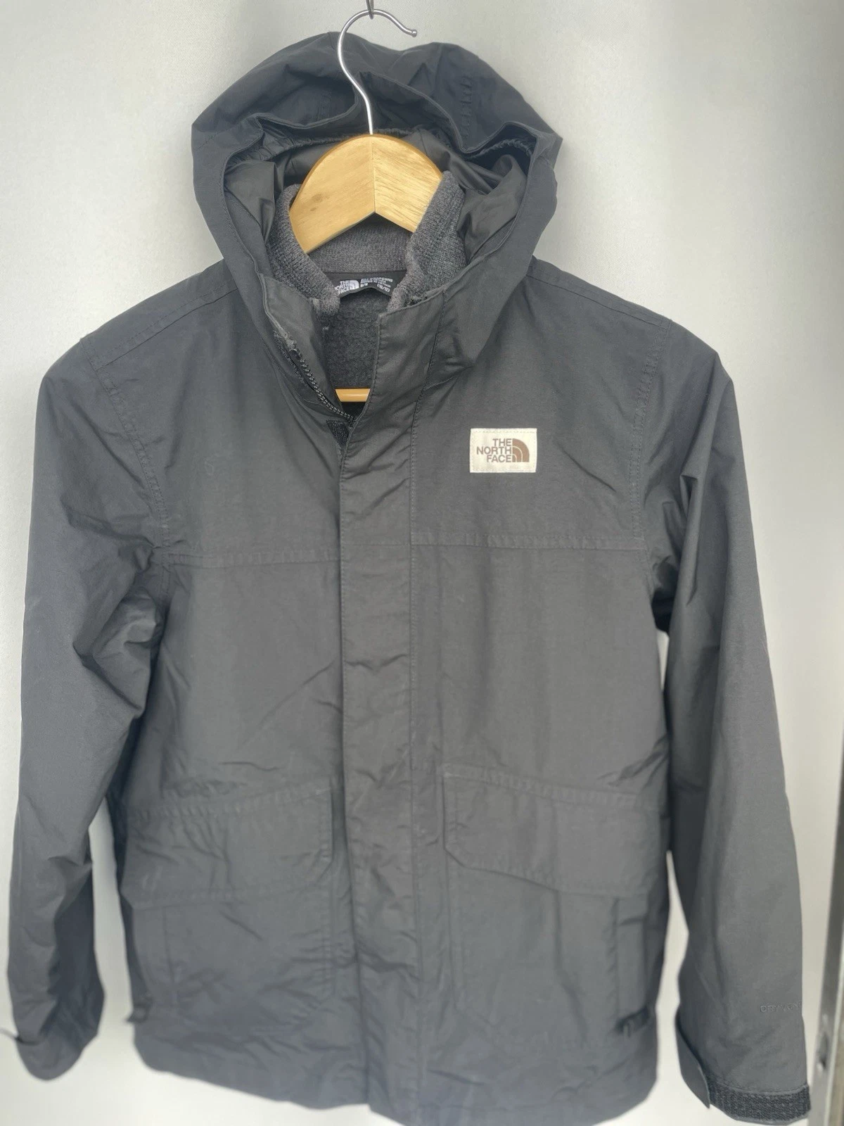 North Face Triclimate Boys Jacket Black Size M 10-12 Waterproof,wind Resistant