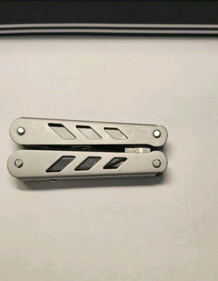 Ozark Trail Multi-Tool SEE PICS - Image 4 of 4