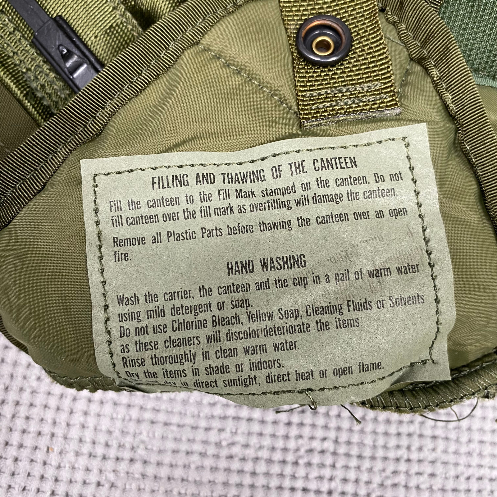 USGI Arctic Canteen Cover Cold Weather CRS Insulated Pouch Nylon NOS