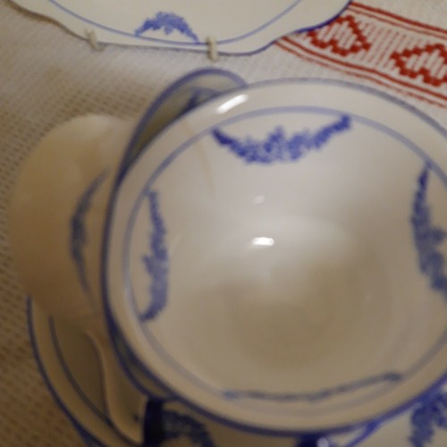 Antique Blyth Porcelain Diamond China Co Ltd Tea Set 17 pieces c1925 - Picture 6 of 9