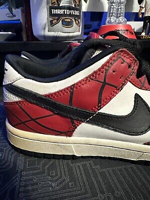 Nike Dunk Low SB GS Spider Man. Marvel Story Size 4.5Y Nike Dunk Low SB GS Spider Man. Marvel Story Size 4.5Y