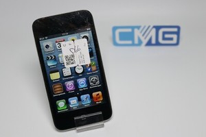 Apple iPod touch 4.Generation 4G 8GB (Displayschaden,sonst ok,siehe Fotos) D66