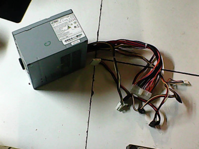 Alimentation PC LITEON 300W (Modèle : PE-6301-08AP) Comme Neuf - Accessoires informatique