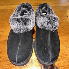Skechers Women's Keepsakes - Ice Angel Slipper, Black, 8.5M US