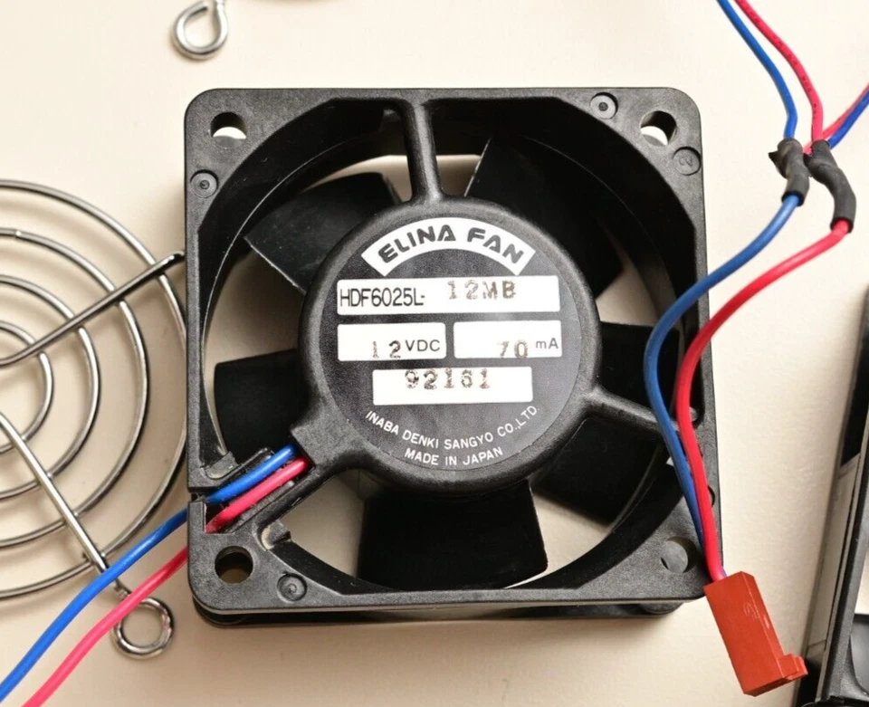 Lot of 5 High Quality DC Fans 12V Toyo Elina Papst Japan/Germany w/ 3 Grilles - Image 2 of 4