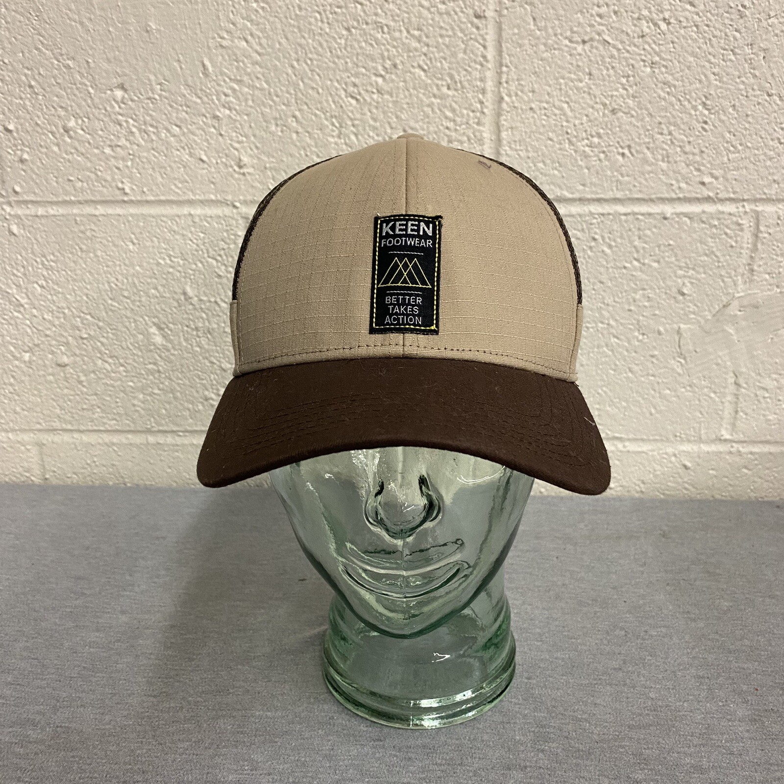 Cappello camionista Keen Footwear "Better Takes Action" in rete snapback