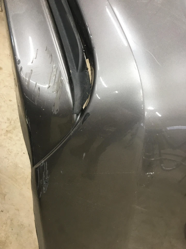 08 BMW 750 SERIES Rear Bumper Assembly Foto 3 de 4