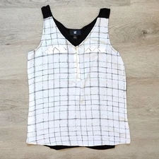 IZ Byer Women's Sleeveless Windowpane Checker V-Neck Pullover Blouse Medium M