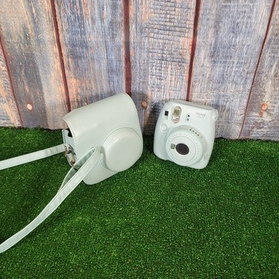 Voll funktionsfähige Fujifilm Instax Mini 9 analoge Sofortbildkamera eisblau + Tasche