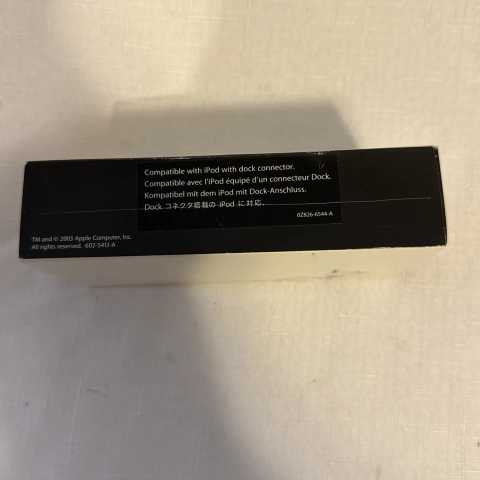 Genuine Apple iPod Remote + Earphones (New, Sealed ) M9128G/A, Vintage Retro - Image 2 of 4