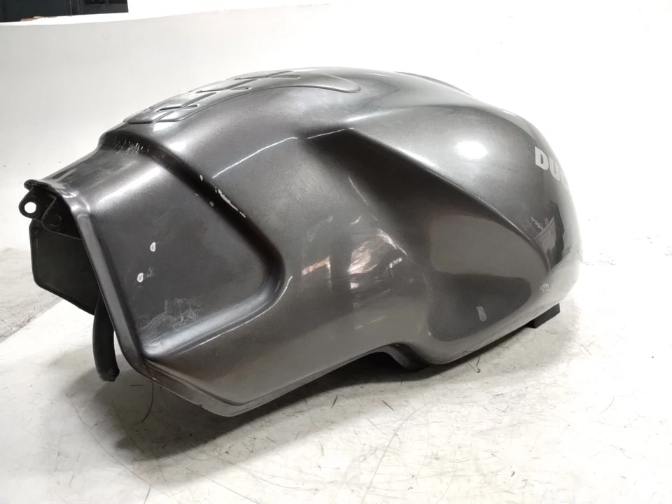 2003 Ducati Monster 1000с бензобак см. примечания - Изображение 3 из 4