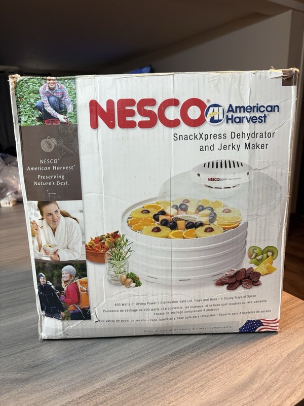 Nesco American Harvest Food Dehydrator Jerky Maker  W/ Jumbo Jerky Gun Used
