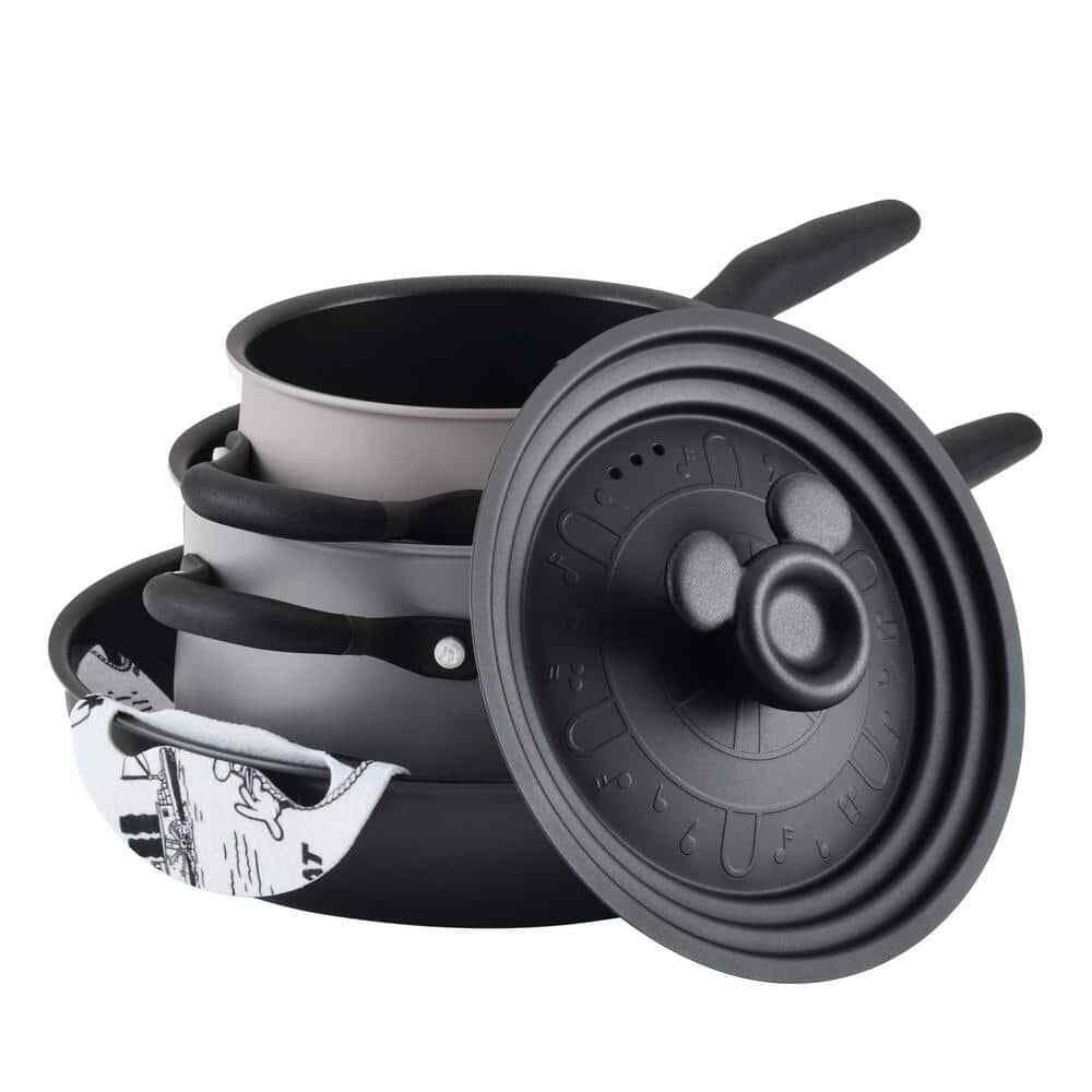 Steamboat Willie Edition 4-Piece Aluminum Nonstick Induction Cookware Set