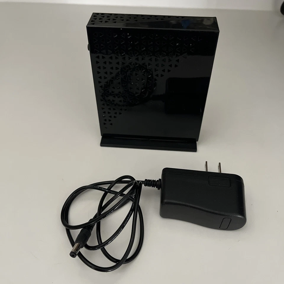 NETGEAR Broadband High-Speed DSL Modem VDSL/ADSL (DM200) Used works - Image 2 of 4