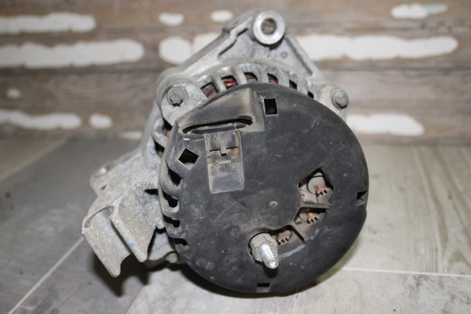 Chevrolet Impala 2000 alternador 3,4 L Foto 2 de 4