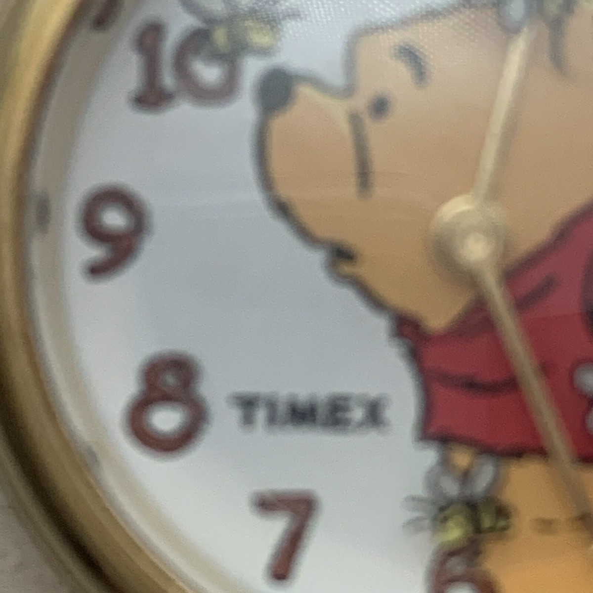 Disney Winnie the Pooh Watch Timex Bees Seconds Hands Leather Band