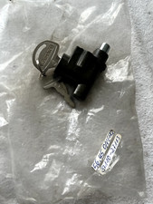 Verrou De Guidon Casque Original Suzuki GT ?