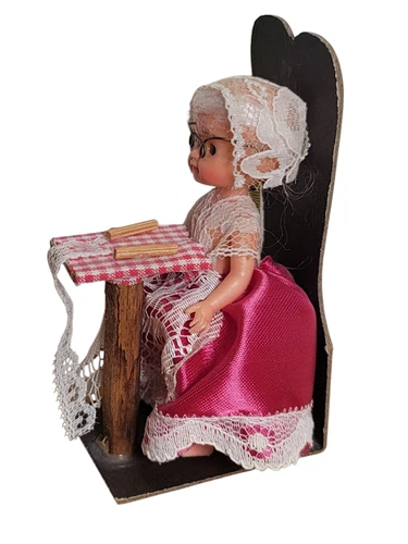 Vintage Grandma Doll Sitting and Sewing at a Table Folk Art Dress M34