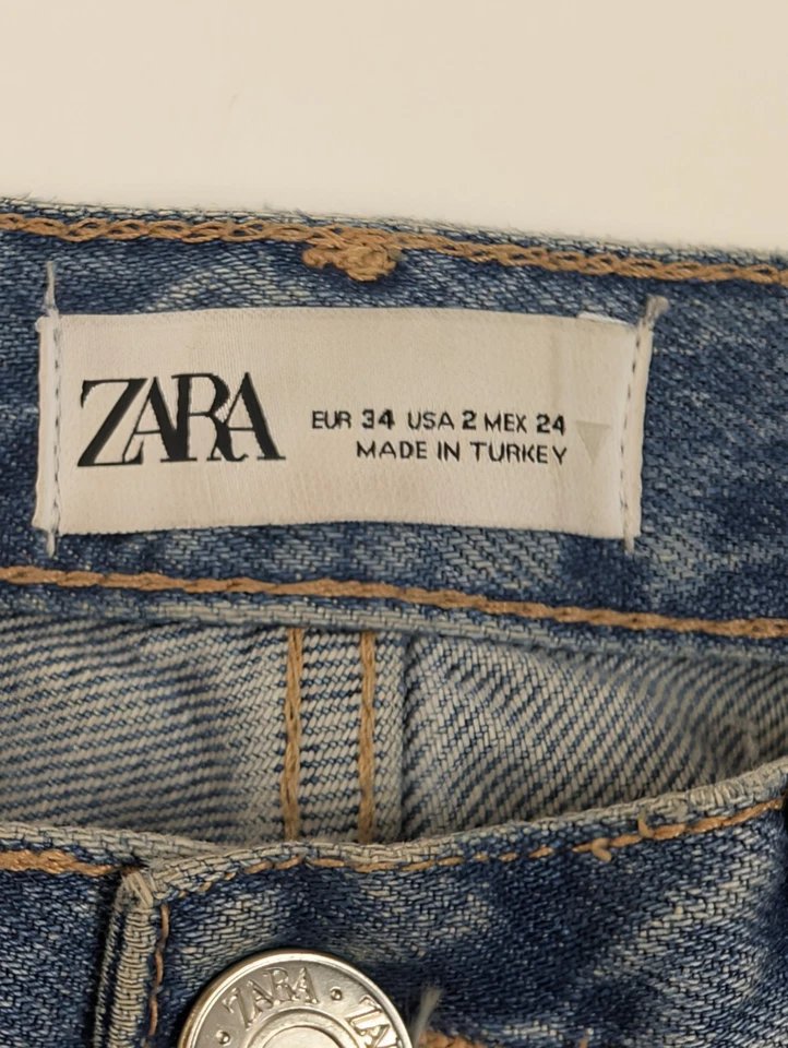 Pantalones de mezclilla para mujer ZARA de pierna ancha azules talla 2 (34 EUR) hechos en Turquía dobladillo crudo 32... Foto 2 de 4