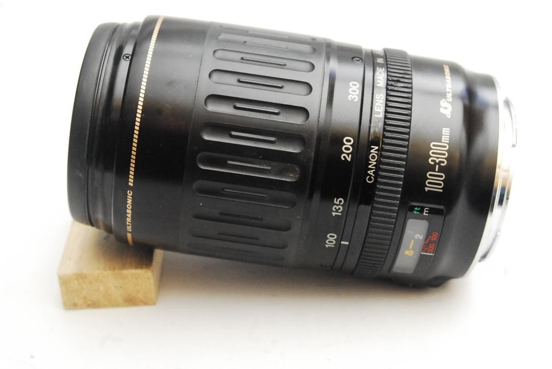 ❶CANON ZOOM LENS EF 100-300mm EF100-300mm f/4.5-5.6 USM - Canon Camera Museum