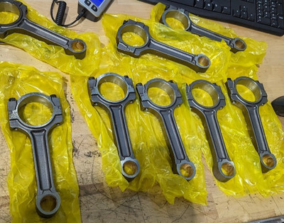 8x Connecting Rod UNKOWN MODEL