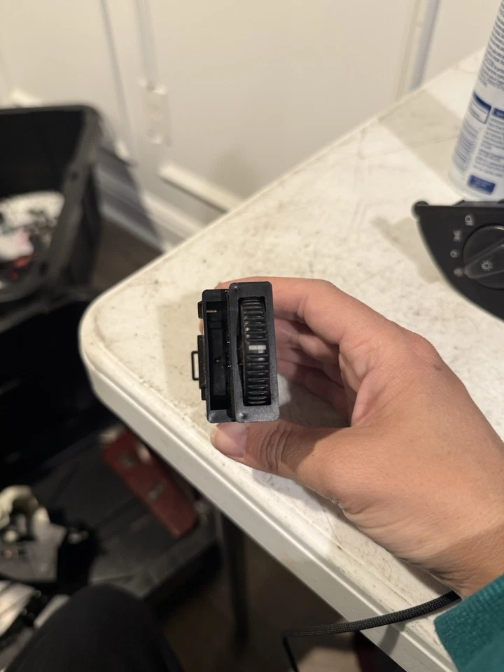 LINCOLN TOWN CAR 03 04 05 06 07 08 09 10 11 TABLERO LUZ ATENUADOR Foto 2 de 4