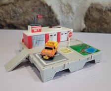 Micromachines 1988 Travel City Spielset Feuerwehr & Rettungswagen