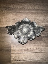 FLOWER CUT OUT COWGIRL BELT BUCKLE VINTAGE RARE 