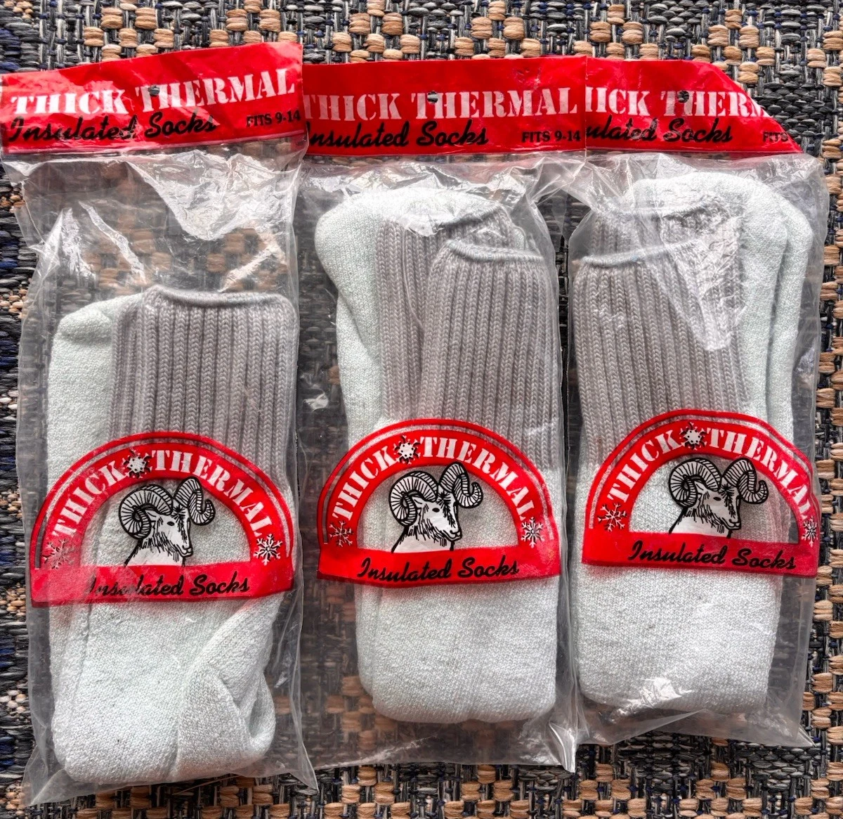 Vintage Thick Thermal Insulated Socks White Gray Set Of 3
Opens in a new window or tab