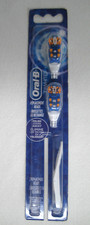 Oral-B 3D White Battery Power Toothbrush Replacement 2 Brush Heads New